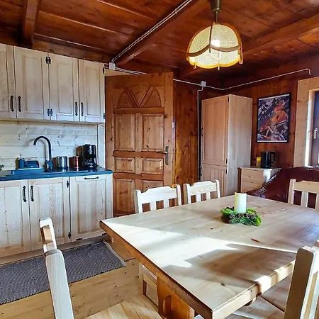 Villa Baranowka - Apartament #4 By Shortstaypoland *