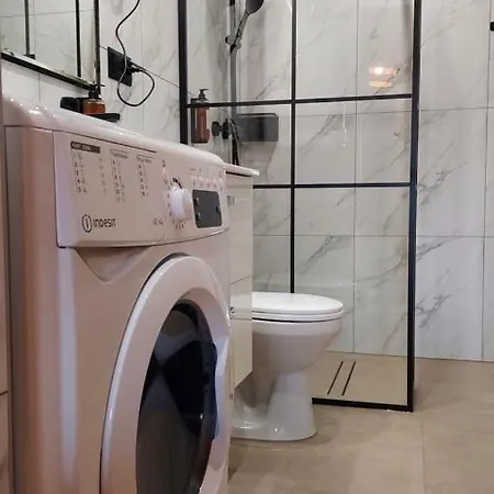 Villa Baranowka - Apartament #4 By Shortstaypoland Apartment *